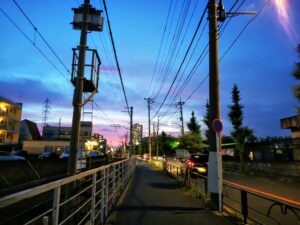 夕暮れの柴又街道